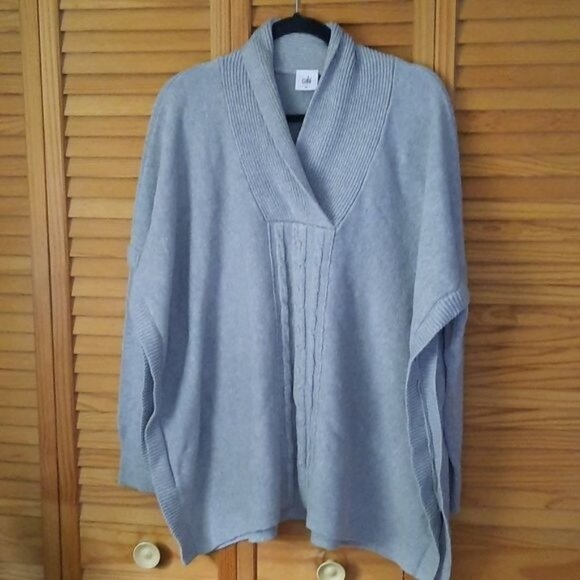Cabi Grey Vneckline Cable Knit Long Sleeve Oversized Side Slit Sweater Size M - Picture 1 of 9